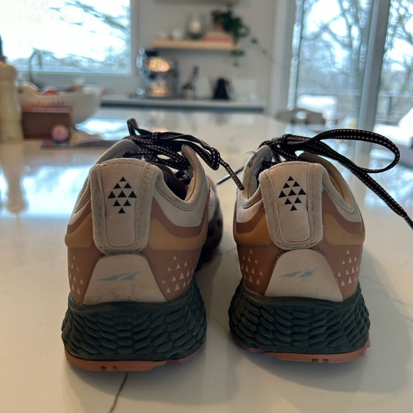 Women’s Altra Timp 4 trail running shoes 8.5 - Picture 5 of 15